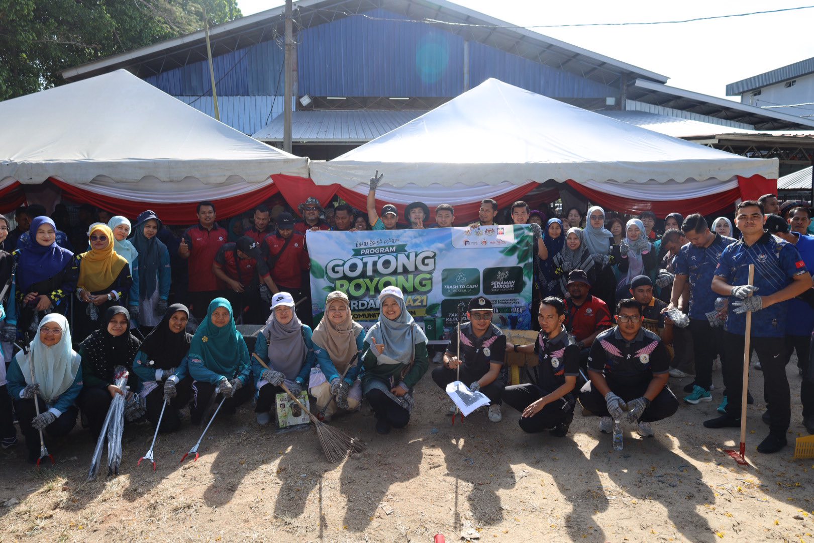 PROGRAM GOTONG-ROYONG PERDANA LA21 KOMUNITI PRIHATIN, TAMAN PERUMAHAN PUSPA JAYA B, KOK LANAS.